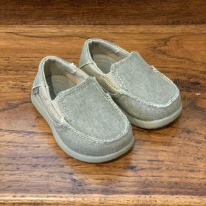 COPY - New Kids Crocs Loafers Size 6 (never worn!)
